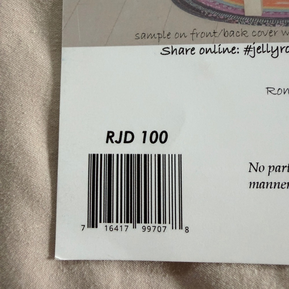 RJ Designs Jelly-Roll Rug 2.0 Sewing Pattern Roma Lambson RJD 100 Oval Rugs - Picture 3 of 5